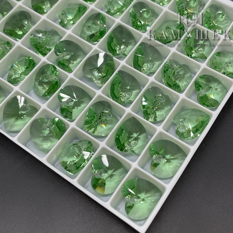 6228 Xilion Heart 10,3*10 мм Peridot (214)