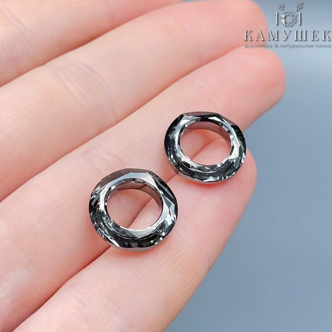 4139 Cosmic Ring 14 мм Crystal Silver Night (SINI)
