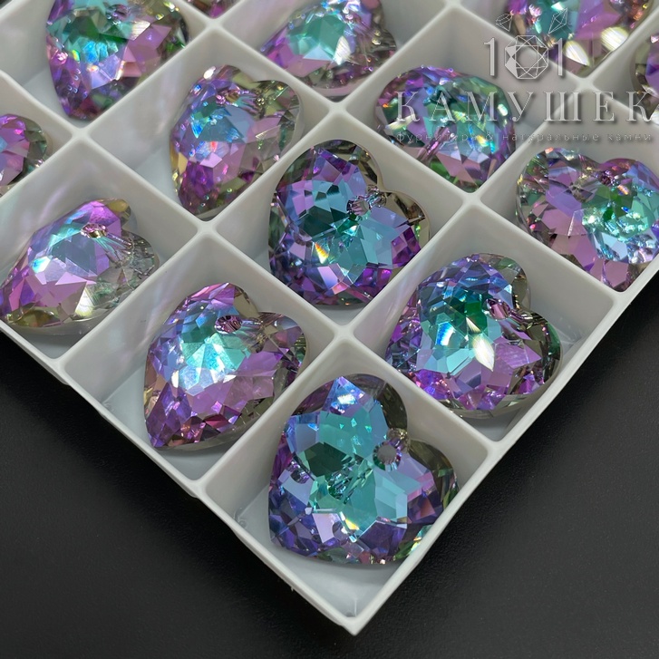 6215 Classic Heart Pendant 18mm Crystal Vitrail Light (VL)