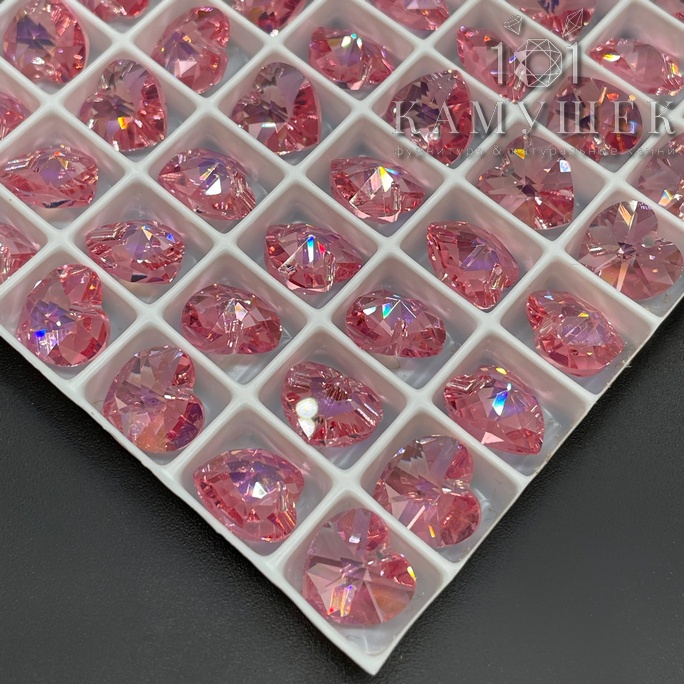 6202 Heart Pendant 10,3*10 мм Light Rose Aurore Boreale (AB)