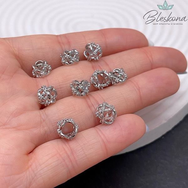 6*8,5 мм Цвет серебро, Бусина цветы цирконы