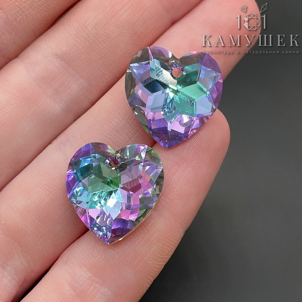 6215 Classic Heart Pendant 18mm Crystal Vitrail Light (VL)