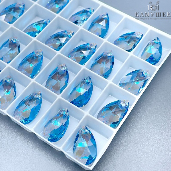 6106 Pear-shaped 16 мм Aquamarine Shimmer (202 SHIM)