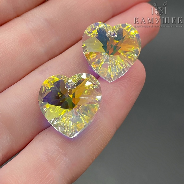 6228 Xilion Heart 18*17,5 мм Crystal Aurore Boreale (AB)